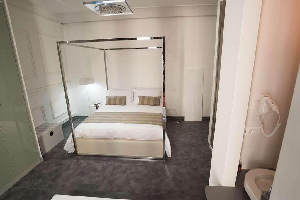Hotel Santa Brigida Neapel Zimmer foto